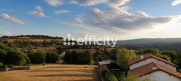 Maison
         8 pièces
        - 215 m² 196 100 € *