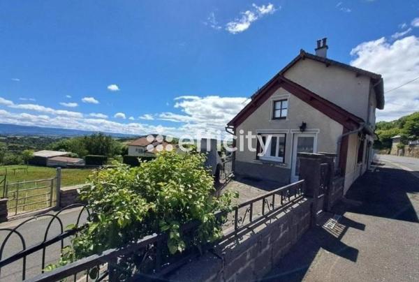 Maison
         8 pièces
        - 215 m² 196 100 € *