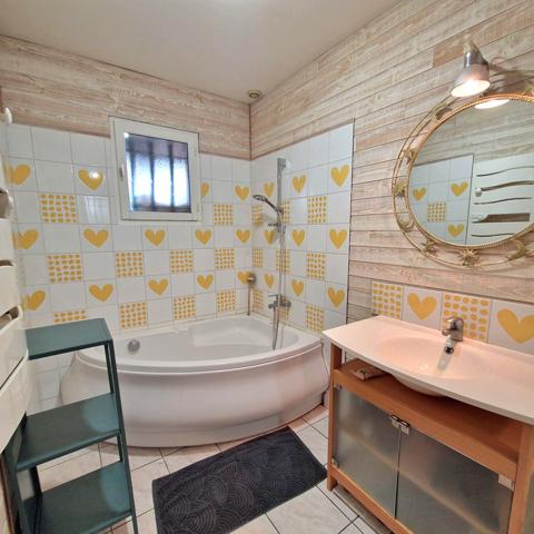 Armissan (11110) VILLA DE PP 93M2 AVEC PISCINE .