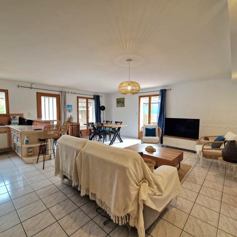 Armissan (11110) VILLA DE PP 93M2 AVEC PISCINE .