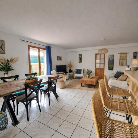 Armissan (11110) VILLA DE PP 93M2 AVEC PISCINE .