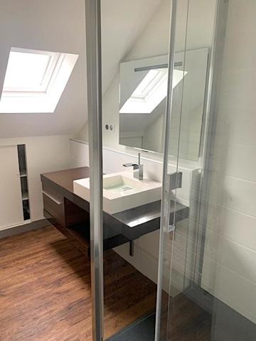 À vendre - Maison ancienne, 5 pièces située à Tours (37000)