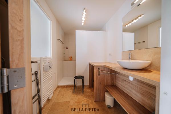 Saint-Mathieu-de-Tréviers (34270) Ancien moulin rénové - Piscine chauffée - 2 appartements – Entre Montpellier et le Pic Saint Loup