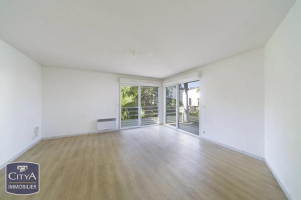 Appartement à vendre 3 pièces 68.3m² Pau (64000)