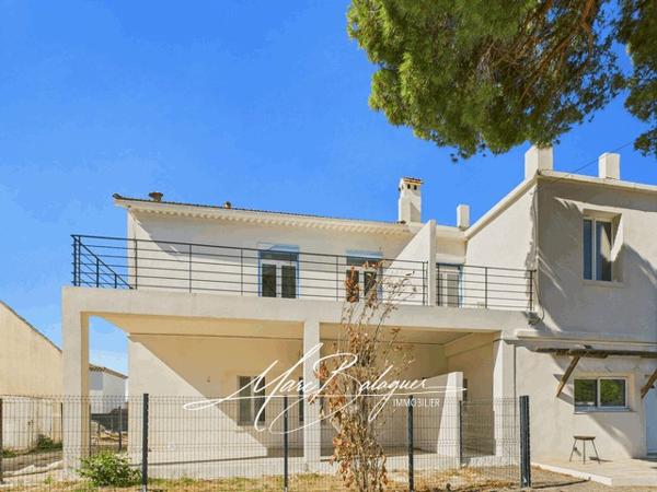 La Garde (83130) LA GARDE - RARE ! Duplex Rénové avec Terrasse + 2 Parkings - Plage à 15 min !