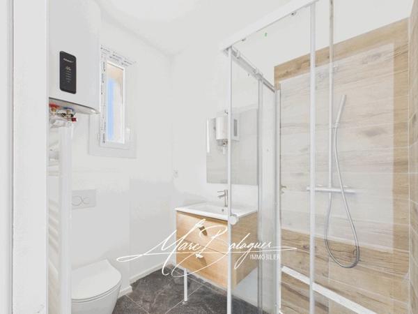 La Garde (83130) LA GARDE - RARE ! Duplex Rénové avec Terrasse + 2 Parkings - Plage à 15 min !