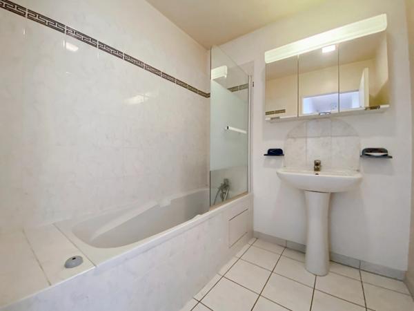 Dpt Seine Saint Denis (93), à vendre LE BLANC MESNIL appartement T4