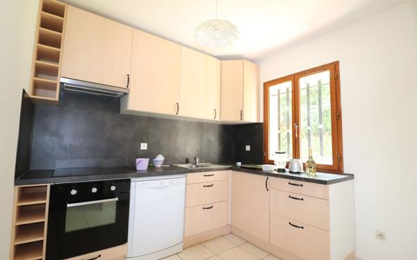 Maison à vendre    4 pièces • 78 m2 Aubagne