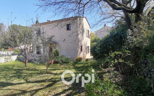 Maison à vendre    4 pièces • 78 m2 Aubagne