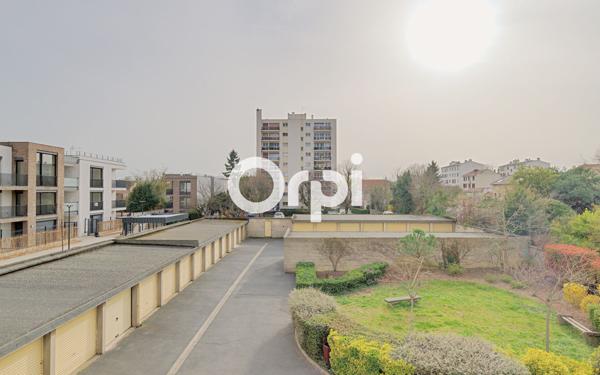 Appartement à vendre    4 pièces • 63,24 m2 Montreuil