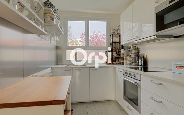 Appartement à vendre    4 pièces • 63,24 m2 Montreuil
