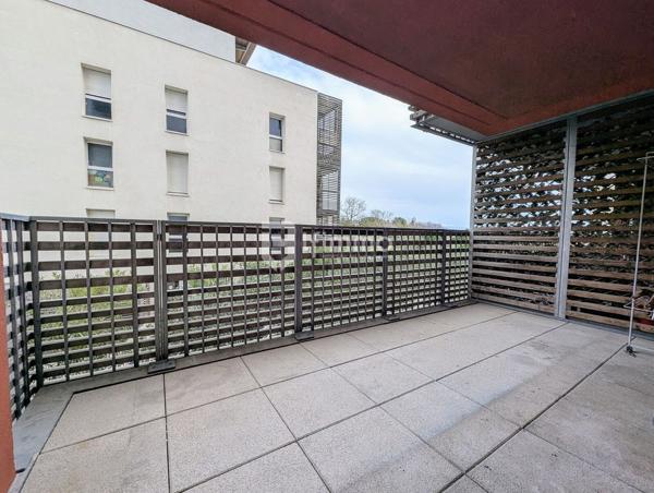 T2 de 41 m² - parking - La Lironde