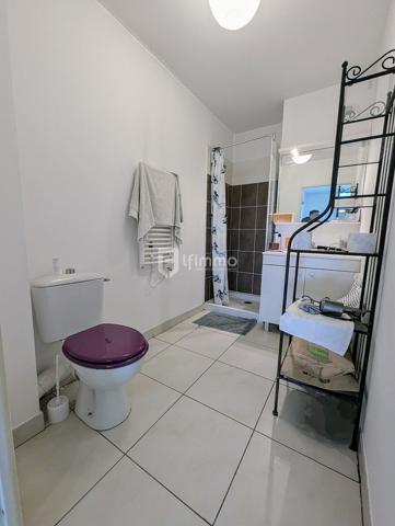 T2 de 41 m² - parking - La Lironde