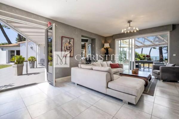 Propriété avec accès direct à la mer – Ile de Ré