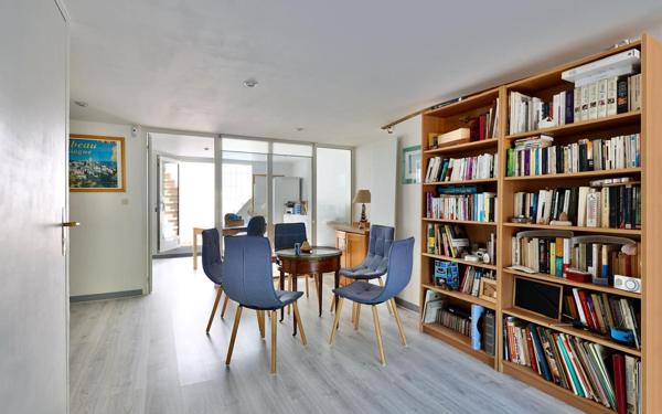 Maison à vendre    9 pièces • 200 m2 Collonges-au-Mont-d'Or