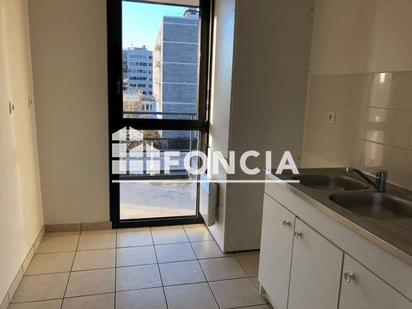 Location Appartement 2 pièces 52.35 m² - 10/12 RUE RENE DRAGON Rouen 76000