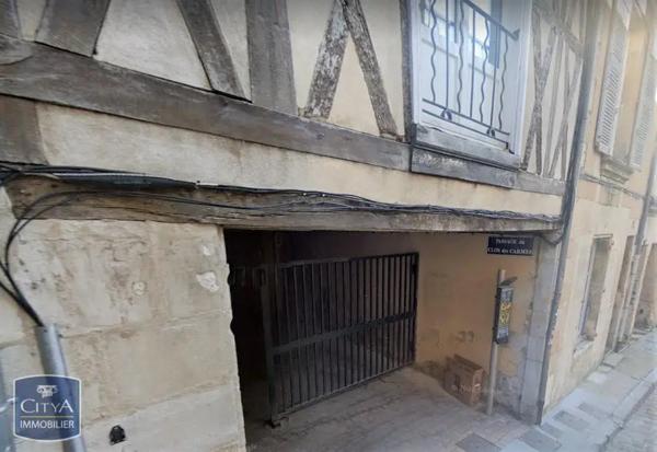 Parking à louer Poitiers (86000)