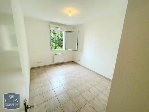 Appartement à louer 2 pièces 45.77m² Alès (30100)