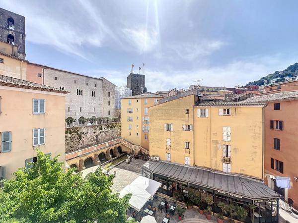 Grasse Centre Historique T4 à rénover