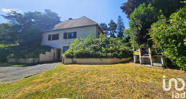 Maison à vendre 8 pièces 225 m² Le Coudray-Montceaux