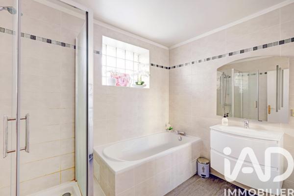 Maison à vendre 8 pièces 182 m² Clamart