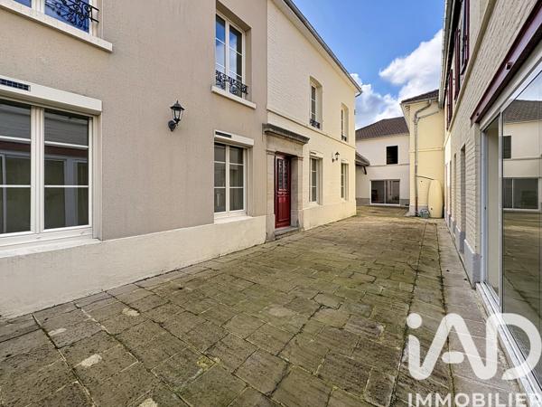Maison à vendre 9 pièces 147 m² Aÿ-Champagne