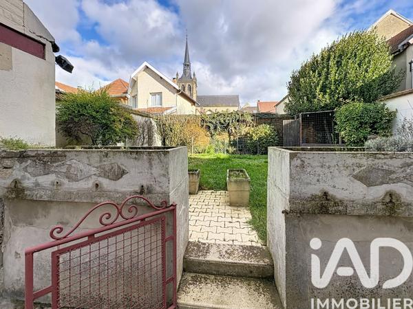 Maison à vendre 9 pièces 147 m² Aÿ-Champagne