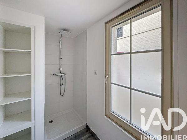 Maison à vendre 9 pièces 147 m² Aÿ-Champagne