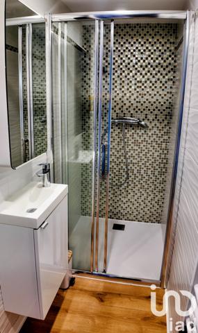 Maison à vendre 6 pièces 208 m² Sury-le-Comtal