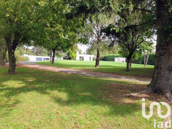 Maison à vendre 6 pièces 208 m² Sury-le-Comtal