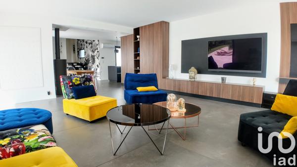 Maison à vendre 6 pièces 208 m² Sury-le-Comtal