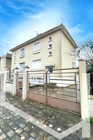 Maison Conviviale à Proximité des Commodités