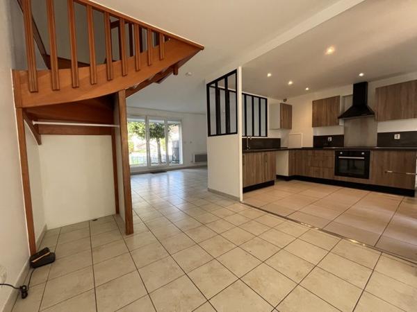 Maison à vendre 336 000 € Pontoise 4 p 88 m² DPE C