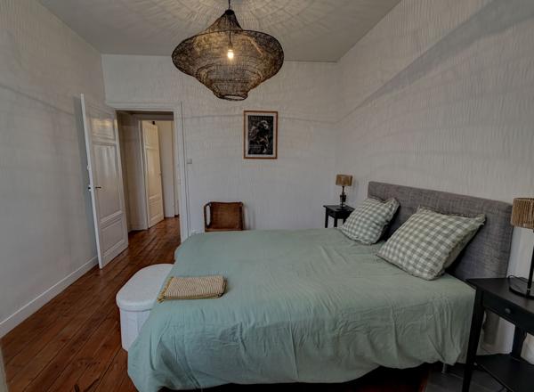 Villeneuve-sur-Lot (47300) Villeneuve sur lot, charmante maison de ville rénovée avec jardinet