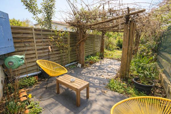 Villeneuve-sur-Lot (47300) Villeneuve sur lot, charmante maison de ville rénovée avec jardinet