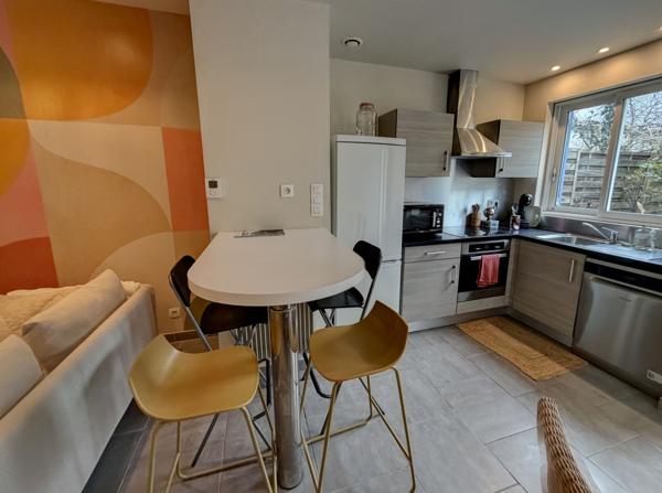 Villeneuve-sur-Lot (47300) Villeneuve sur lot, charmante maison de ville rénovée avec jardinet