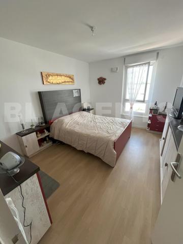 À VENDRE – SAINT-NAZAIRE – APPARTEMENT T3 AVEC GRAND BALCON ET GARAGE EN SOUS-SOL