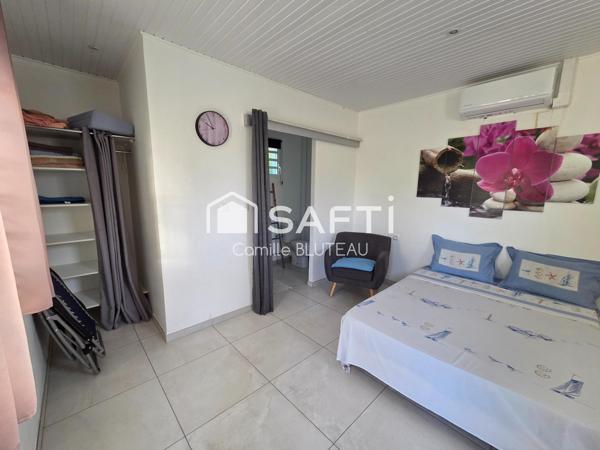 Ensemble immobilier avec piscine, composé de 2 T3 et 1 T2