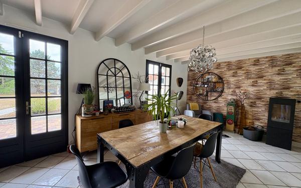 Maison à vendre    5 pièces •  Niort