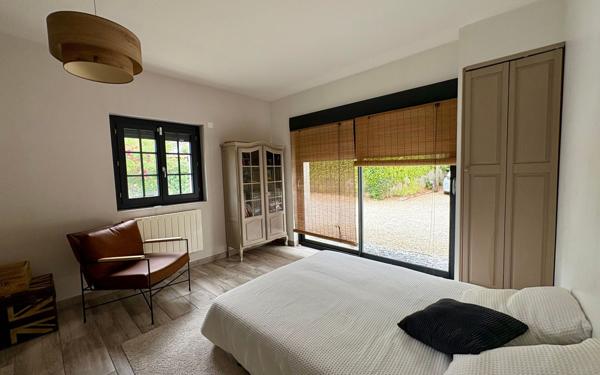 Maison à vendre    5 pièces •  Niort