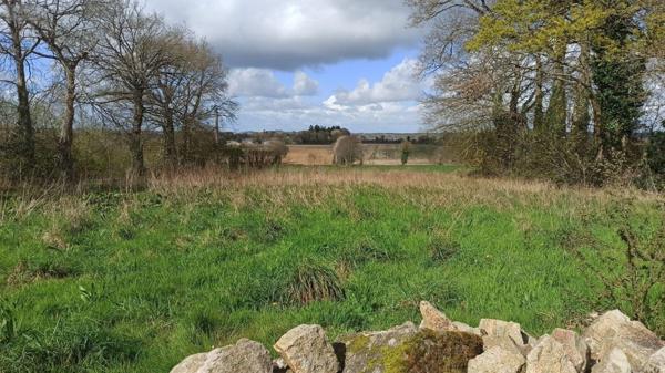 Maison à vendre à Combourg en Ille-et-Vilaine (35270), ref : 091-842   
Campagne sud