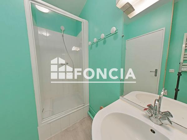 Location Studio meublé 29.2 m² - 62 ET 64 RUE ALFRED KASTLER La Rochelle 17000