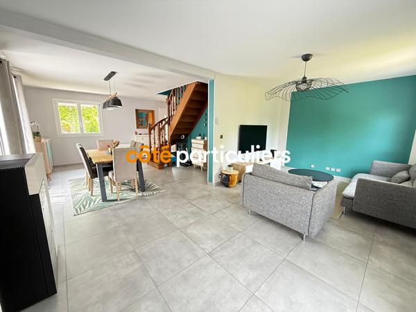 Location
                Maison121,35 m² - 6 Pièces -
                    EVREUX (27000)
