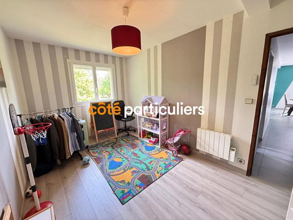 Location
                Maison121,35 m² - 6 Pièces -
                    EVREUX (27000)