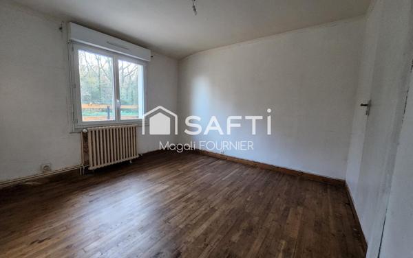 Maison 8 chambres proche des commerces et terrain de 1600m²