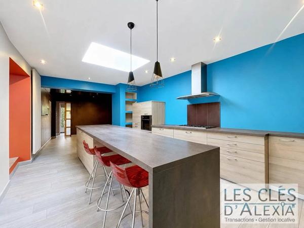 Maison -Trois Chambres- Terrain-Piscine