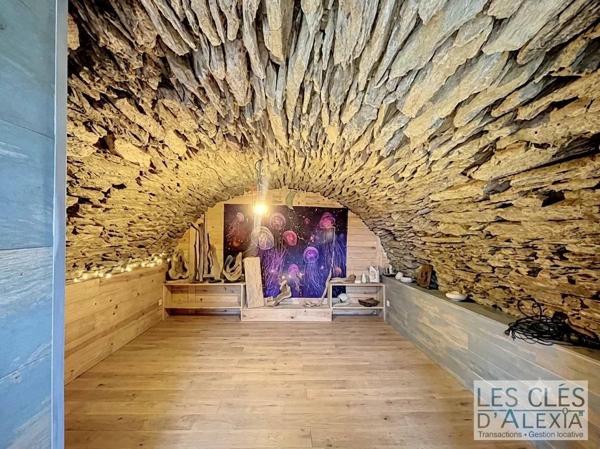 Maison -Trois Chambres- Terrain-Piscine