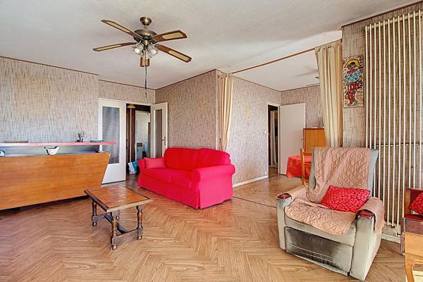 Appartement à Vitrolles de 4 pièces dans une résidence bien entretenue!