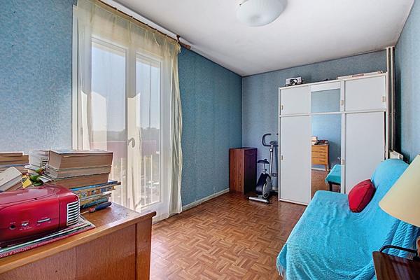 Appartement à Vitrolles de 4 pièces dans une résidence bien entretenue!