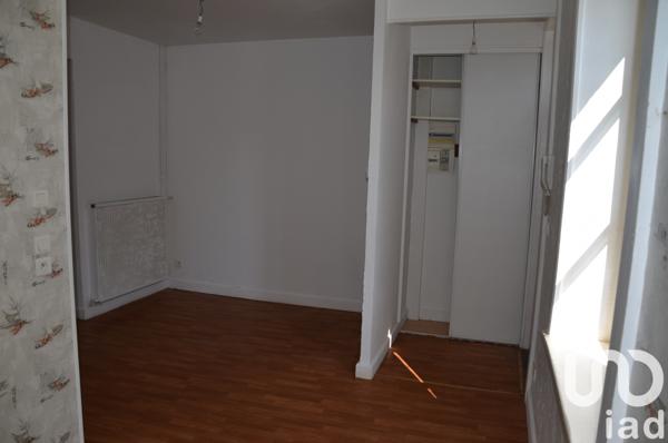 Immeuble à vendre 200 m² Sedan